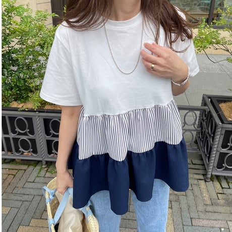 Teard stripe frill tops (White)