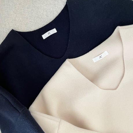 Fleece v-neck pullover(Ivory)