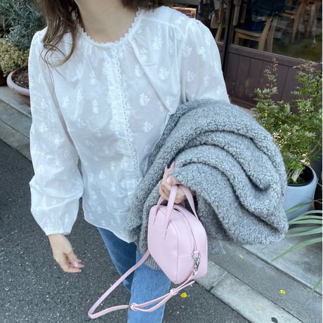 Flower lace blouse