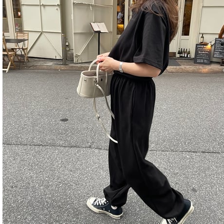 Back slit allinone(Black)