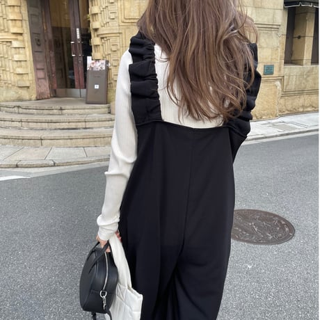 Sholder frill salopetto(Black)