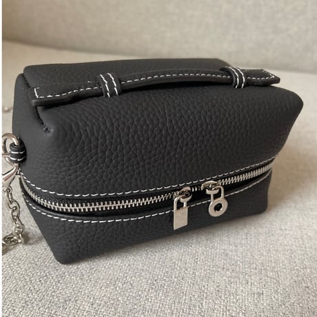 【6月再販】Leather mini pochette(Black)