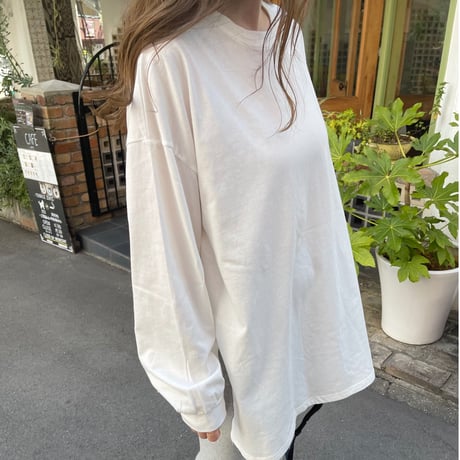 Over long t-shirts (White)