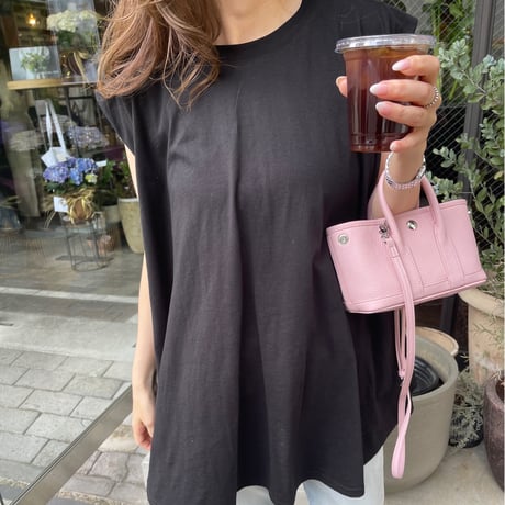 Wide flare cutsew(Black)