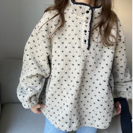 Dot boa outer (Beige)