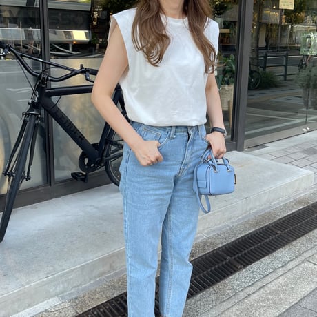 Cotton tuck sleeveless (White)
