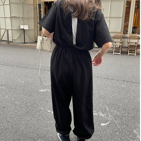 Back slit allinone(Black)