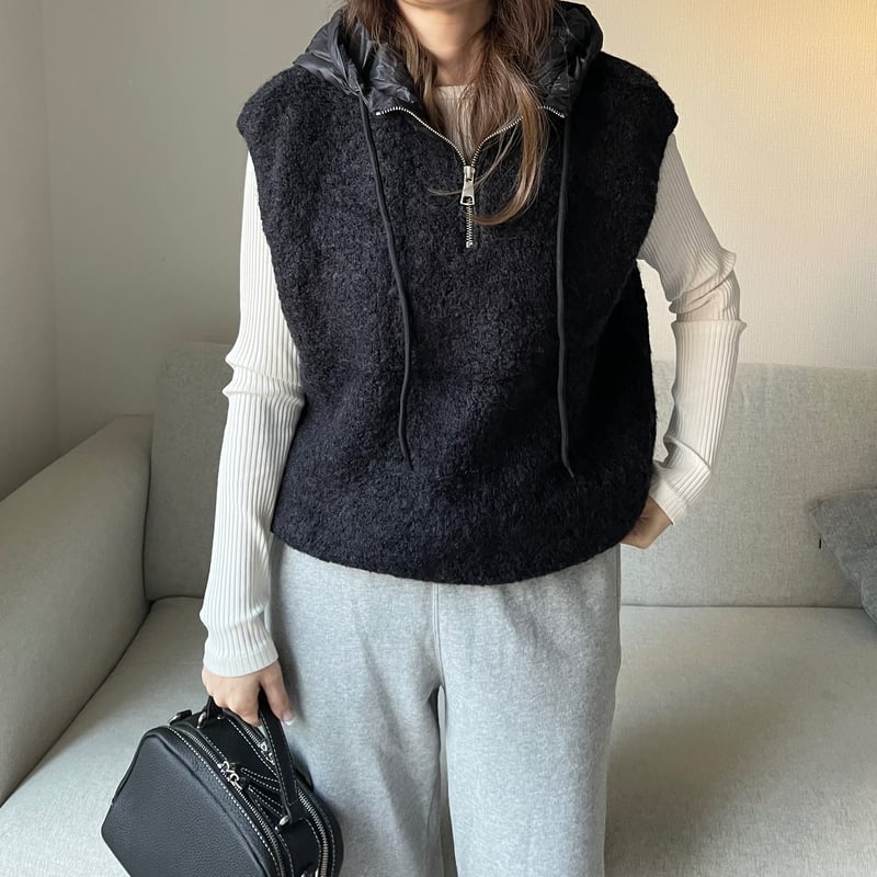 Foodie boa vest (Black) | K