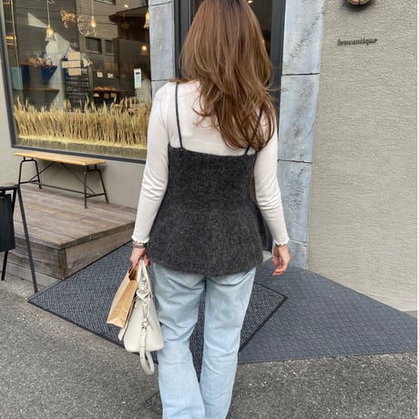 Wool knit camisole (charcoal gray)