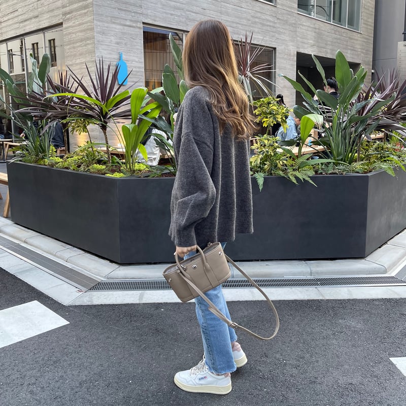 Side slit over cardigan(Charcoal gray) | K