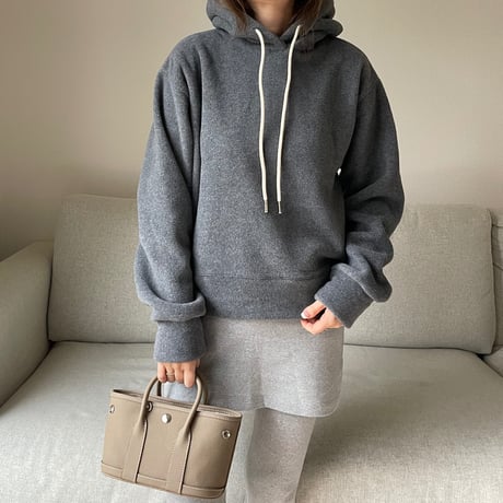 Fluffy foodie pullover(charcoal gray)