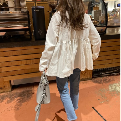 Volume flare pullover (White)
