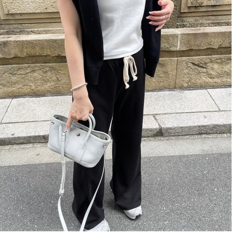 Soft flare sweat pants(Black)