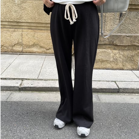 Soft flare sweat pants(Black)