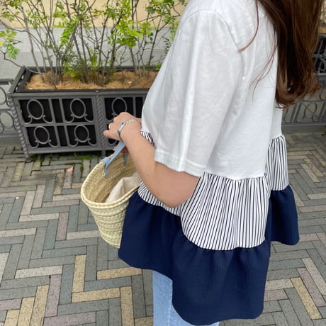 Teard stripe frill tops (White)
