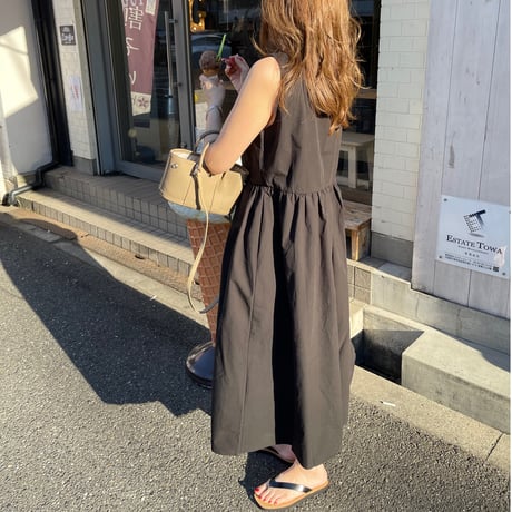 Simple box onepiece(Black)