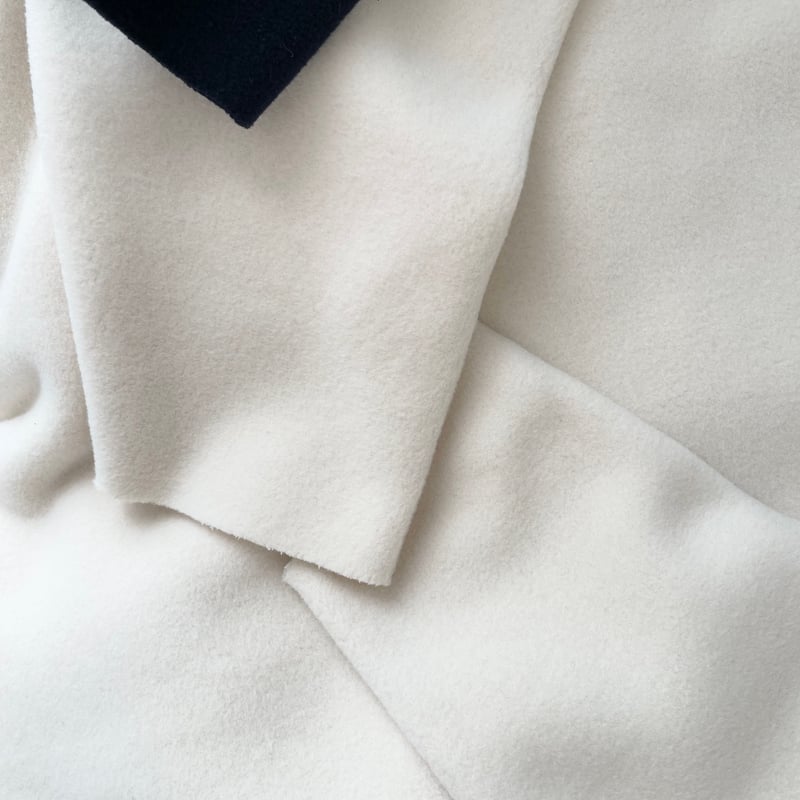 Fleece v-neck pullover(Ivory) | K