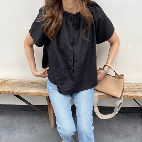 A-line gather flare tops(Black)
