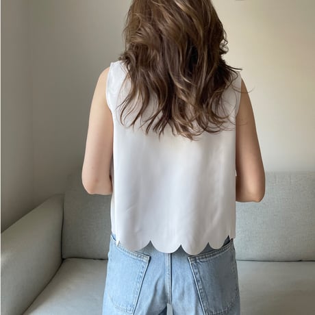 Scallop tops