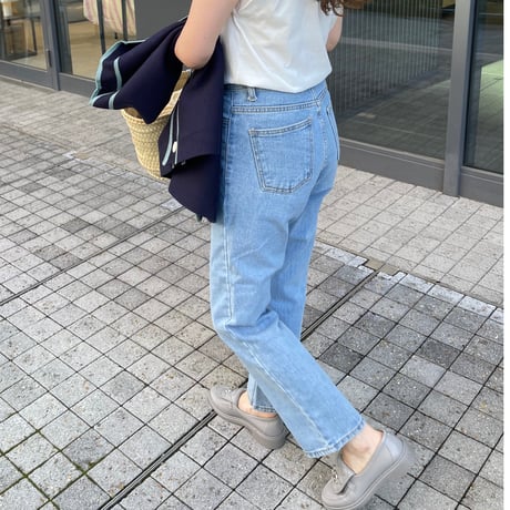 High waist taperd denim (Light blue)