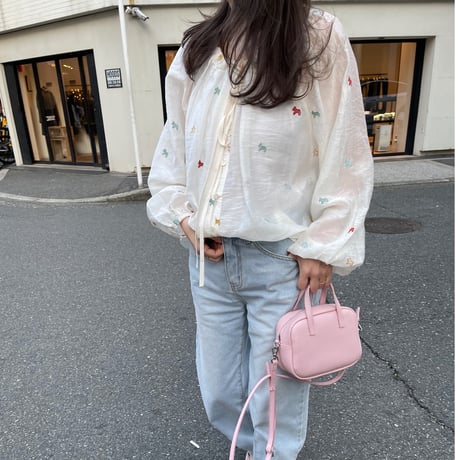 Embroidery ribbon blouse