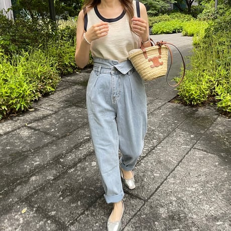 High-waist jogger denim