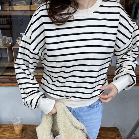 Boader sweat tops