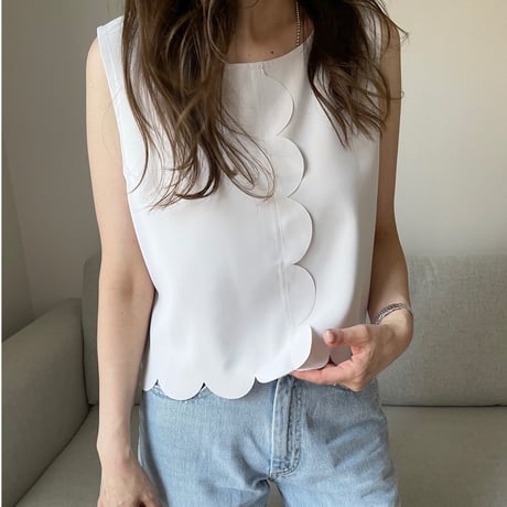 Scallop tops