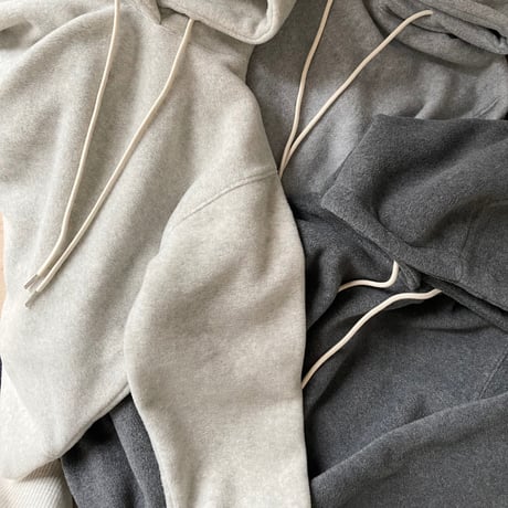 Fluffy foodie pullover(charcoal gray)