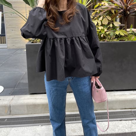 Balloon sleeve teard blouse(Black)