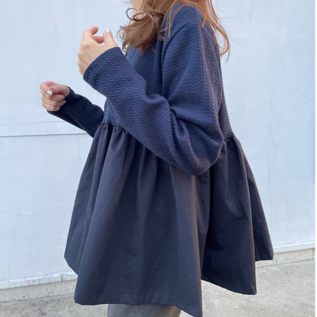 Volume flare pullover (Navy)