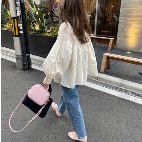 Lace flare blouse