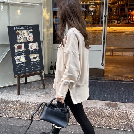 Slit design sweat(Beige)