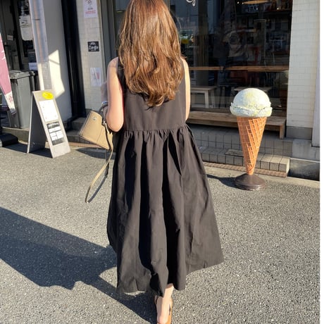 Simple box onepiece(Black)