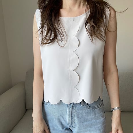 Scallop tops