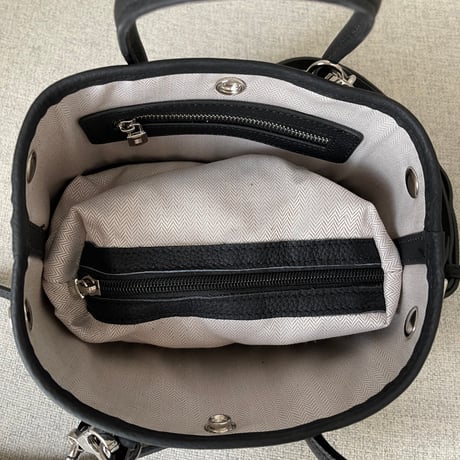 Leather mini tote bag(Black)