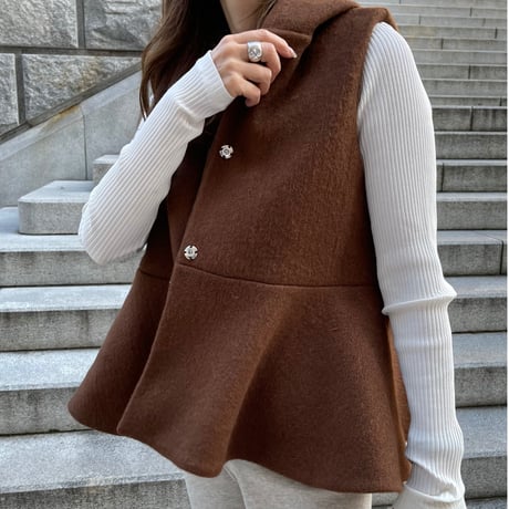 【In the morning】WOOL MOHAIR FLARE VEST(BROWN)