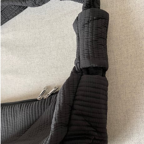 Quilting croissant bag(Black)