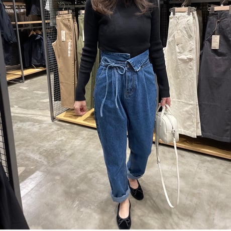 Ribbon high-waist rollup denim(Blue)