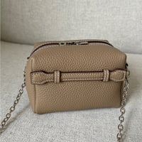 【6月再販】 Leather mini pochette(Greige)