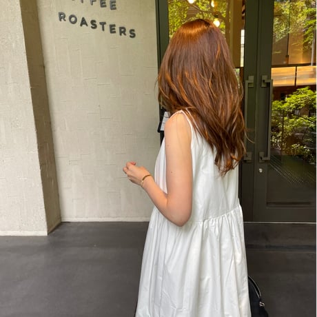 Simple box onepiece(White)