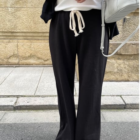 Soft flare sweat pants(Black)