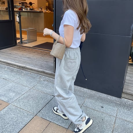 Heart sweat pants (Gray)