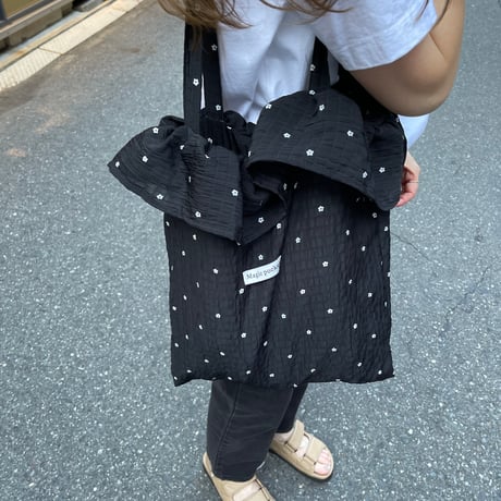 Flower frill tote bag(Black)