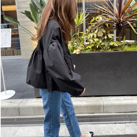 Balloon sleeve teard blouse(Black)