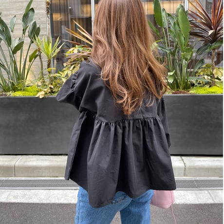 Balloon sleeve teard blouse(Black)