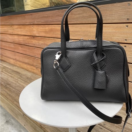 Leather hand bag(Black)