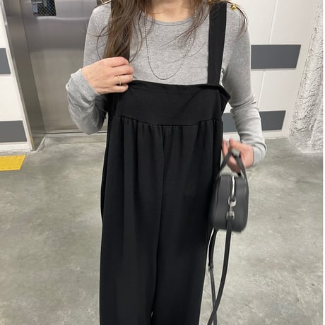 Wide pants salopetto(Black)
