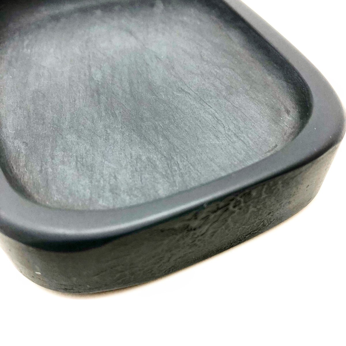 ⭕️専用です　長崎県対馬　清風作　希少　大型天然石硯　石紋が斑らに綺麗　共桐箱付き ⭕️専用です 長崎県対馬 清風作 希少 大型天然石硯 石紋が斑ら