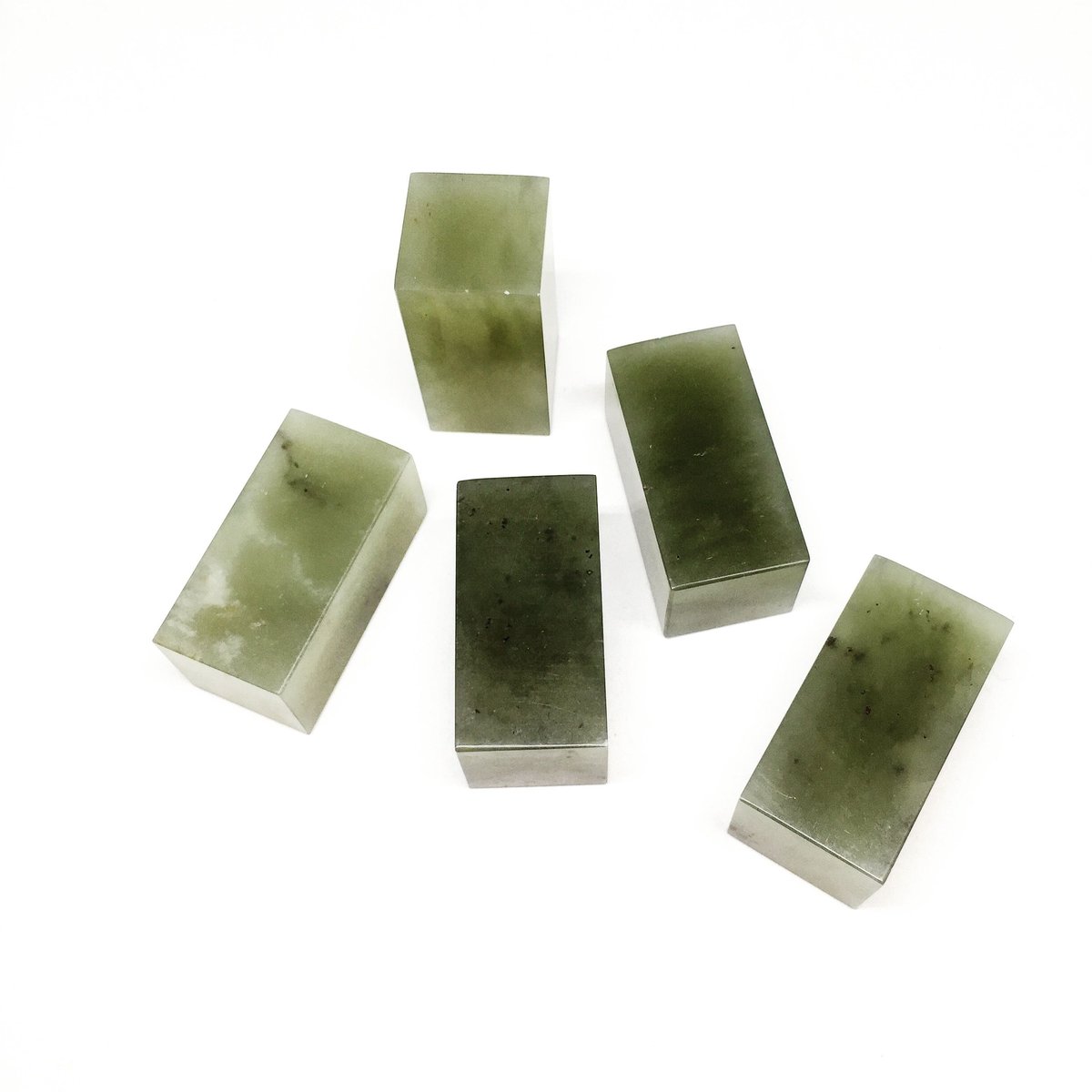 瀋陽緑凍石 2.5×2.5㎝ | 上杉文林堂